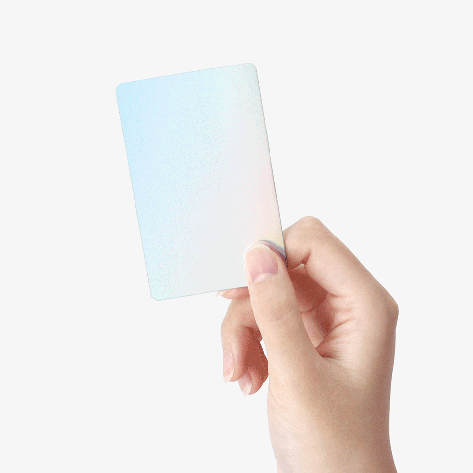 NFC 홀로그램 포토카드 (가로)-NFC 포토카드는 스마트폰으로 태그하면, 등록된 링크로 콘텐츠가 자동 연결되는 스마트 포토카드 입니다. 빛에 따라 반짝이는 NFC 홀로그램 포토카드, 원하는 이미지와 PR, 홍보용 URL을 넣어 커스텀 제작하세요. 한정판 포카 커스텀 제작 상품, 마플