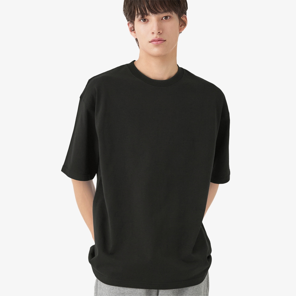 무게감 있는 조직과 섬세한 디테일로 완성된 스트릿한 마플 커스텀 제작 4411-01 헤비웨이트 오버핏 티셔츠