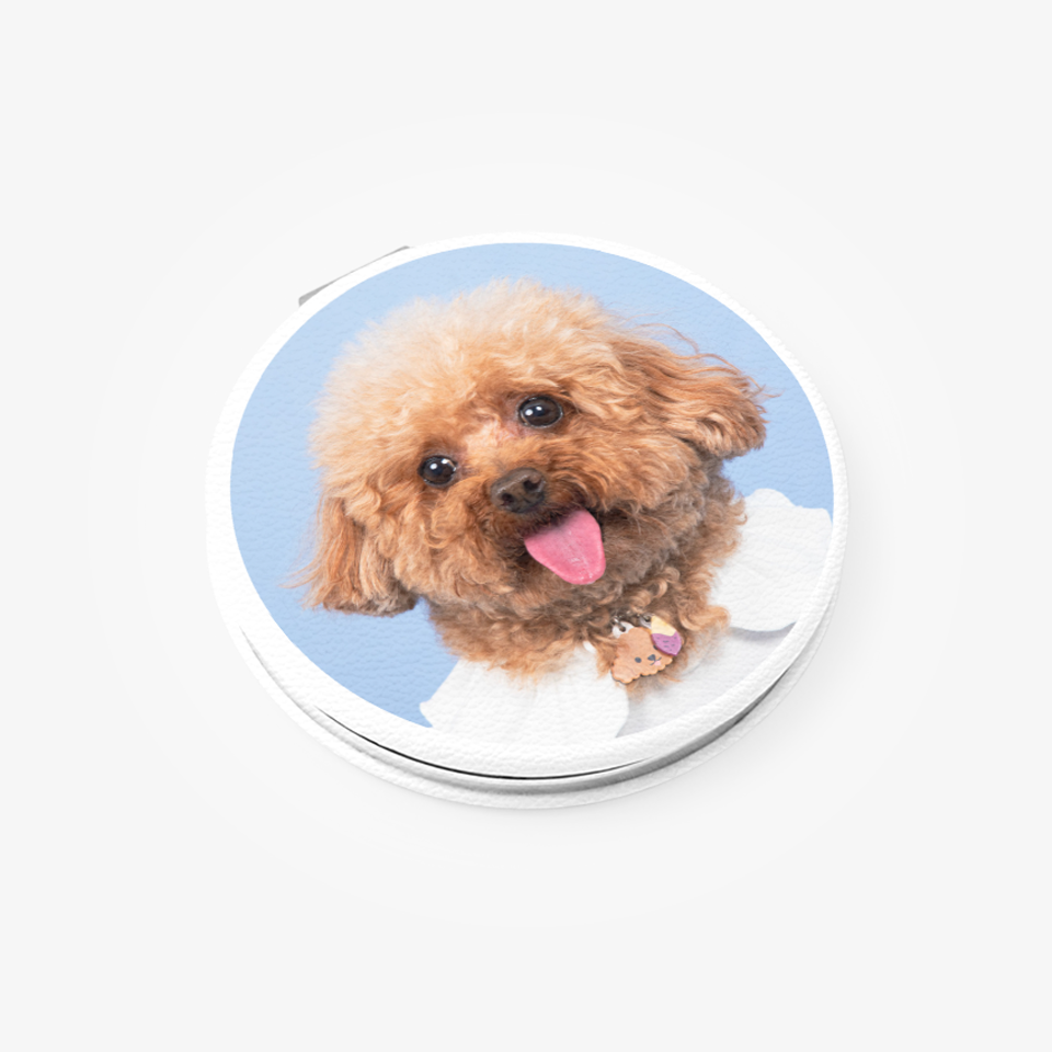 휴대용 손거울 (원형 8cm)-한 손에 들어오는 컴팩트한 크기의 원형 손거울입니다. 실용적인 8cm 원형 손거울. 고급 가죽 질감의 접이식 디자인으로 로고·이미지 커스텀 제작 인쇄 가능! 웰컴키트·브랜드 굿즈·단체 선물용으로 적합한 휴대용 거울. 커스텀 제작 상품, 마플