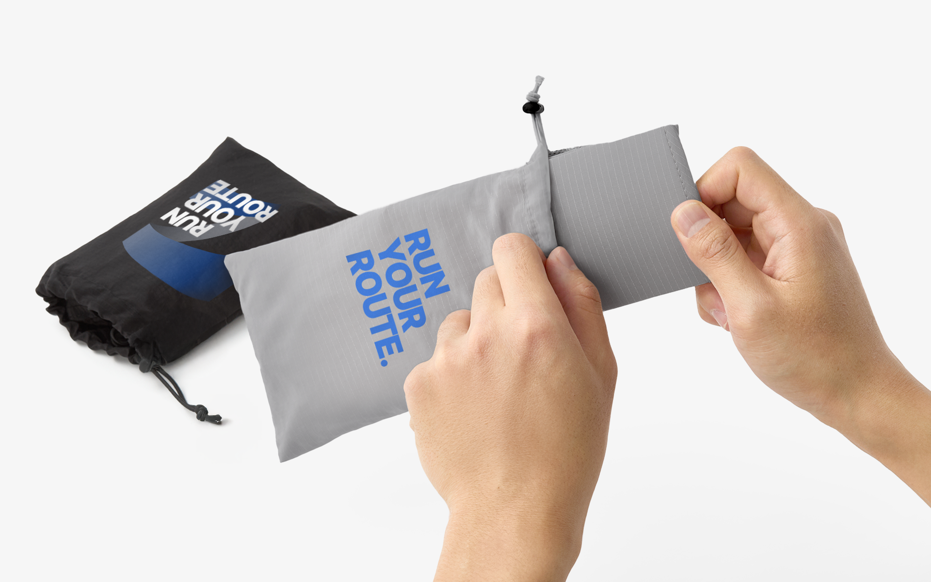 폴딩 러닝 모자-가볍게 접어 휴대할 수 있는 러닝용 모자입니다. 가볍게 접어 휴대 가능한 러닝용 경량 모자. 통기성이 뛰어난 소재와 사이즈 조절 스트링으로 활동 시 안정적인 착용감을 제공하며, 러닝·트레이닝·야외 활동용 커스텀 아이템으로 활용 가능. 커스텀 제작 상품, 마플