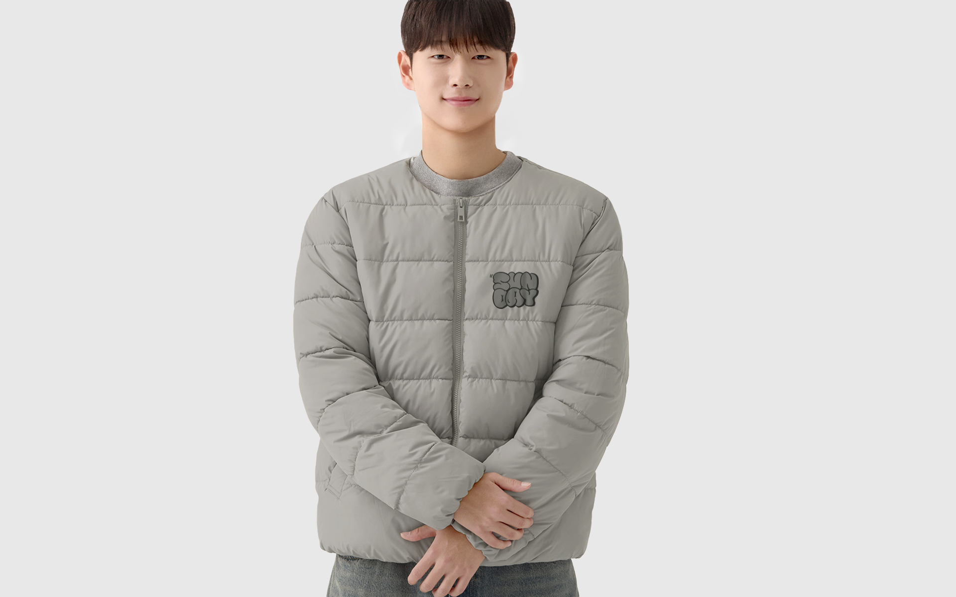 웰론 보온 재킷 커스텀 제작, 가벼운 웰론 충전재로 따뜻함을 더하고 털 빠짐을 줄인 라운드 넥 디자인의 단체 맞춤 재킷