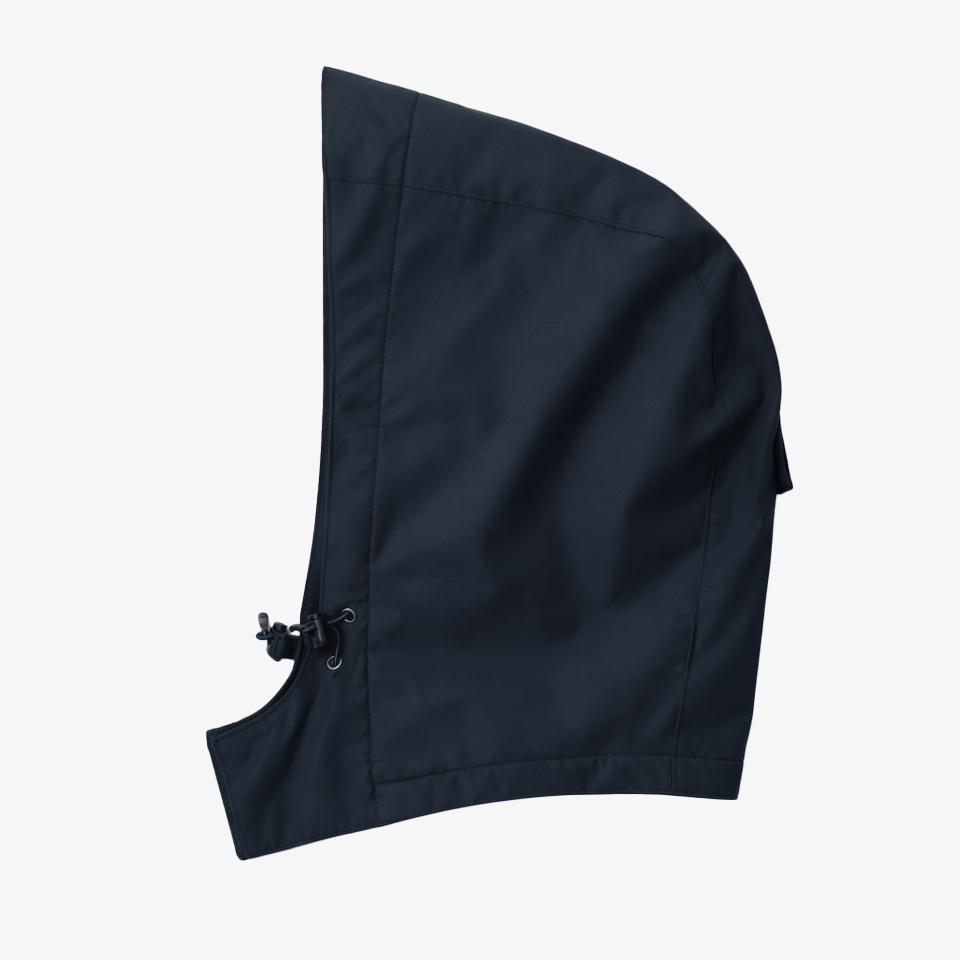 워머 자켓 커스텀 제작, 분리형 후드 디자인으로 상황에 따라 다양한 스타일 연출 가능는 기능성 디테일