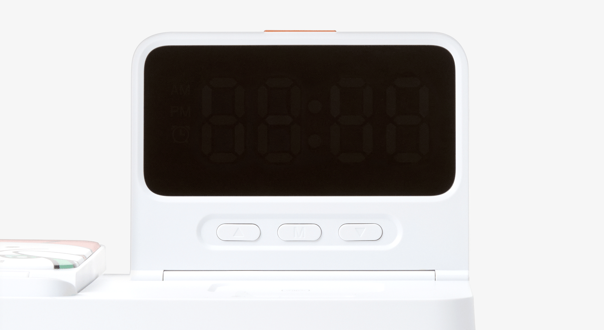 아이클락 올인원 15W 고속 무선 충전기-스마트폰·워치·무선 이어폰을 한 번에 충전할 수 있는 3 in 1 멀티 충전 스탠드 입니다. 스마트폰·워치·이어폰을 동시에 충전할 수 있는 3in1 고속 무선 충전기, 듀얼 코일 구조로 안정적인 충전을 지원하며 LED 시계 기능까지 더해져 데스크 공간 활용도와 실용성을 높여줍니다. 과전류 방지 기능으로 안심하고 사용할 수 있는 멀티 충전 아이템. 커스텀 제작 상품, 마플