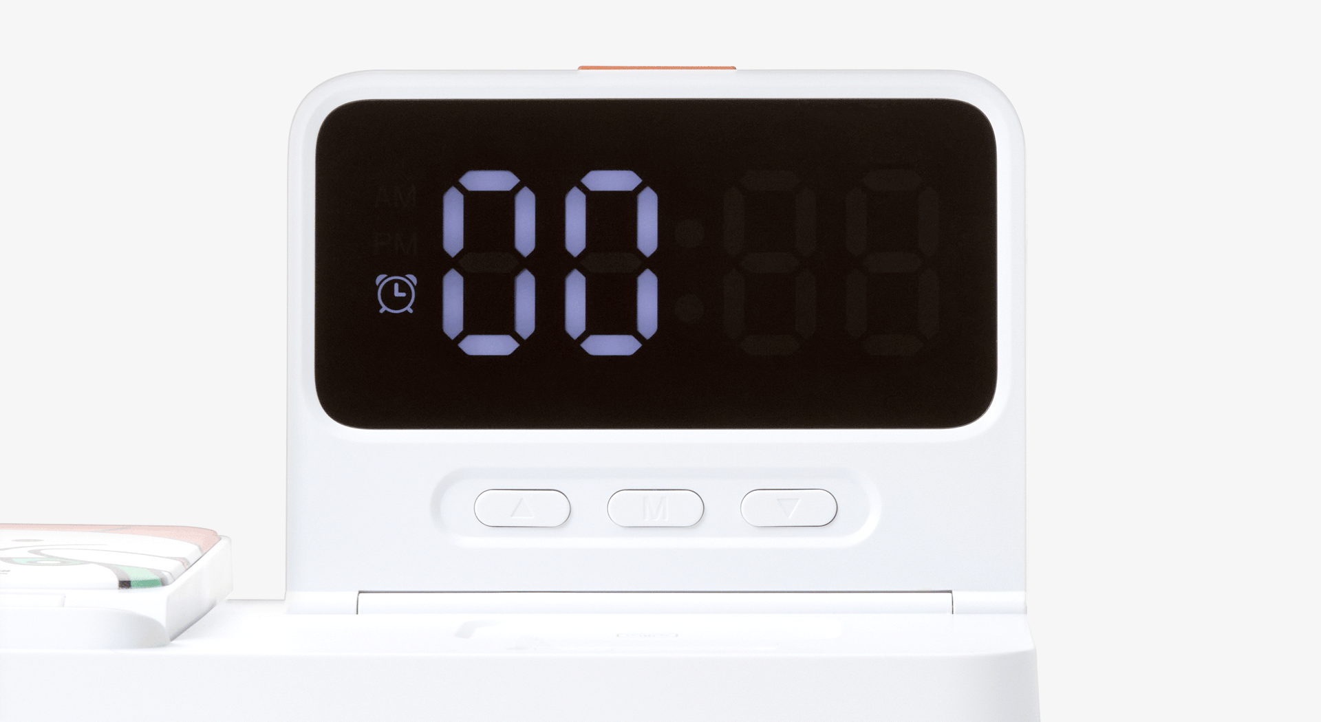 아이클락 올인원 15W 고속 무선 충전기-스마트폰·워치·무선 이어폰을 한 번에 충전할 수 있는 3 in 1 멀티 충전 스탠드 입니다. 스마트폰·워치·이어폰을 동시에 충전할 수 있는 3in1 고속 무선 충전기, 듀얼 코일 구조로 안정적인 충전을 지원하며 LED 시계 기능까지 더해져 데스크 공간 활용도와 실용성을 높여줍니다. 과전류 방지 기능으로 안심하고 사용할 수 있는 멀티 충전 아이템. 커스텀 제작 상품, 마플