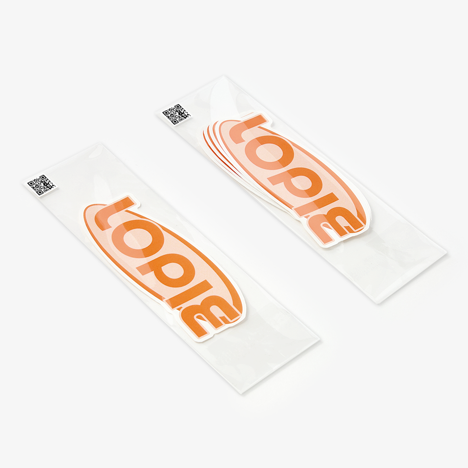 조각 스티커-나만의 디자인을 그대로 1개부터 제작할 수 있는 다이컷 커스텀 스티커예요. 1개부터 소량 제작 가능한 자유형 완칼 조각 스티커. 인쇄용 칼선이 자동 생성되는 웹 에디터로 누구나 쉽게 스티커 제작 가능. 흔적이 남지 않는 리무버블 방수 소재의 다이컷 스티커로 팬·다꾸·노트북 꾸미기 등 다양한 굿즈 제작 활용에 추천해요. 커스텀 제작 상품, 마플