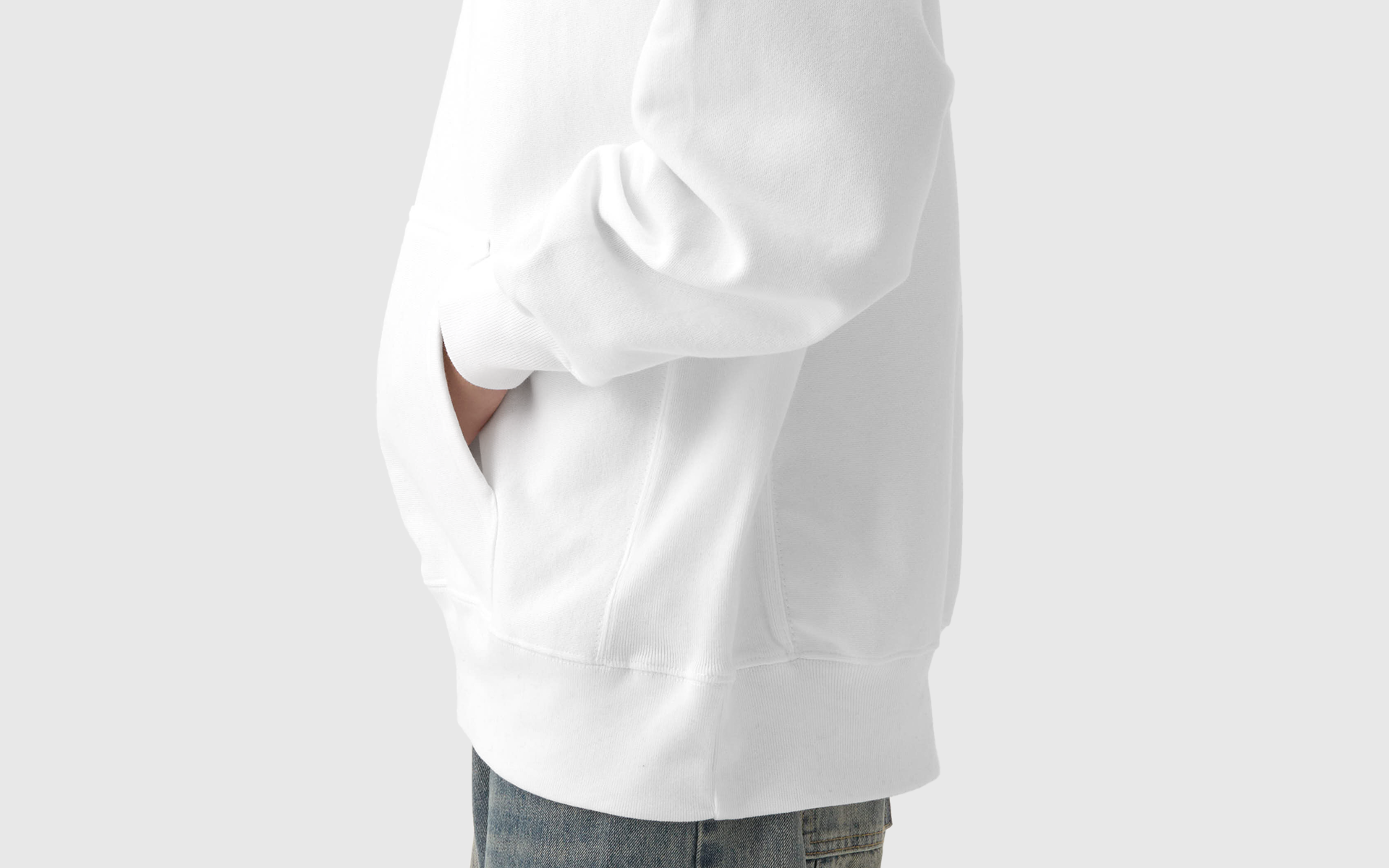 5763-01 슈퍼 헤비웨이트 후드티 (기모)-12oz 두께의 410g 중량으로 헤비웨이트 기모 후드티입니다. 오래 입어도 핏이 흐트러지지 않고, 묵직한 착용감이 느껴지는 헤비웨이트 기모 후드티. 12oz·410g 중량에 리버스 위브 사양을 적용해 형태 안정성을 높이고, 립 사이드 패널과 더블 스티치 마감으로 내구성까지 고려했습니다. 데일리는 물론 단체복까지 커스텀 제작 상품, 마플