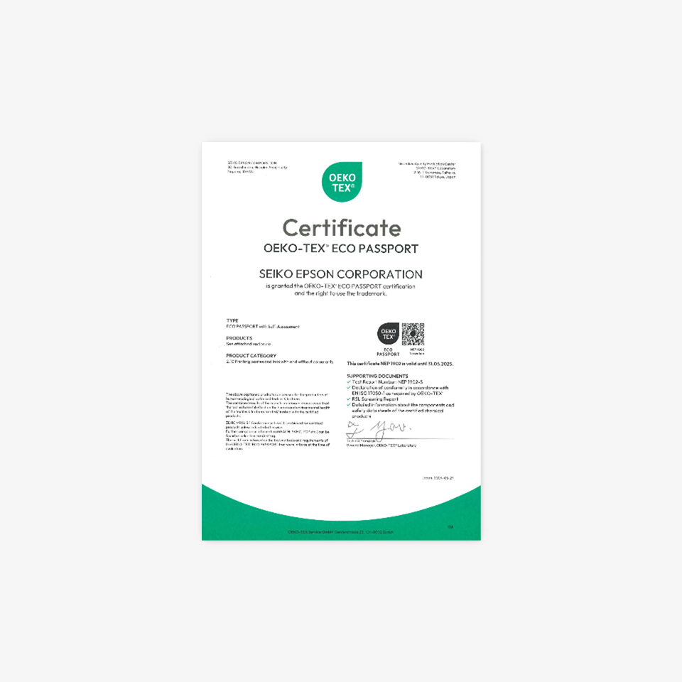 커스텀 핫피 (글로시)-일본 전통 의상에서 유래된 행사용 가운 형태의 핫피입니다. 커스텀 핫피 제작 상품으로 전체 디자인을 넓게 표현할 수 있고, 은은한 광택 원단으로 시각적으로 돋보이는 연출이 가능해 행사, 프로모션 커스텀 제작 상품, 마플