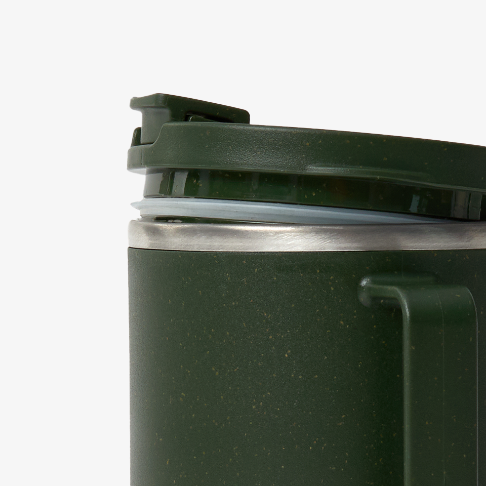 친환경 머그컵 500ml-친환경 머그컵 500ml은 커피박을 활용한 친환경 소재로 제작되어 일상 속에서 더욱 의미 있게 사용할 수 있는 머그입니다. 친환경 머그컵 500ml는 커피박을 활용한 친환경 인증 제품으로, 일상 속에서 더욱 의미 있게 사용할 수 있는 머그컵입니다.  넉넉한 500ml 용량과 166g의 가벼운 무게로 보온·보냉 기능을 갖춰 커피, 차 커스텀 제작 상품, 마플