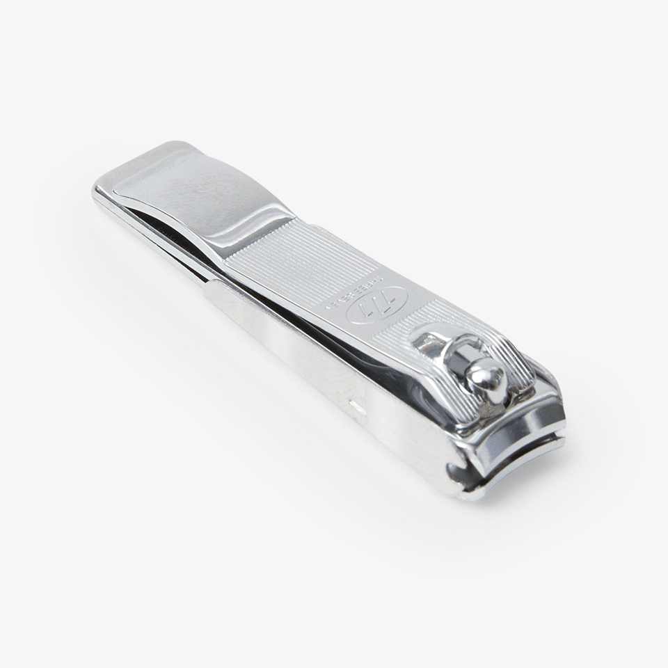 이중 연마 공정을 거쳐 깔끔하고 안정적인 절삭력 디테일을 담은 네일 관리 6종 세트 