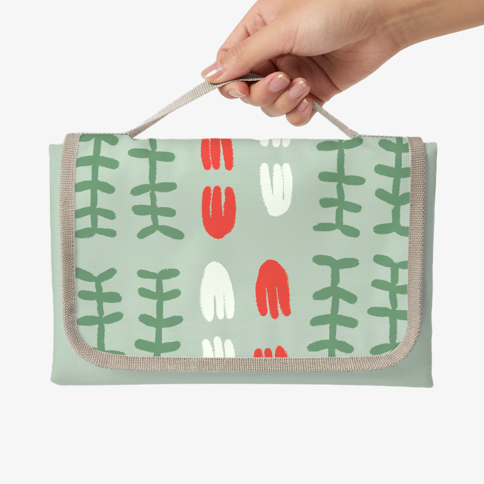 피크닉 폴딩 매트 (140x100)-가볍게 들고 다니기 좋은 넉넉한 사이즈의 접이식 피크닉 폴딩 매트입니다. 넉넉한 사이즈로 두 명 이상 사용하기 좋은 접이식 피크닉 매트, 전체 풀프린팅 커스텀으로 브랜드 굿즈·행사·캠핑용으로 활용 가능하며 1개부터 제작 가능 커스텀 제작 상품, 마플