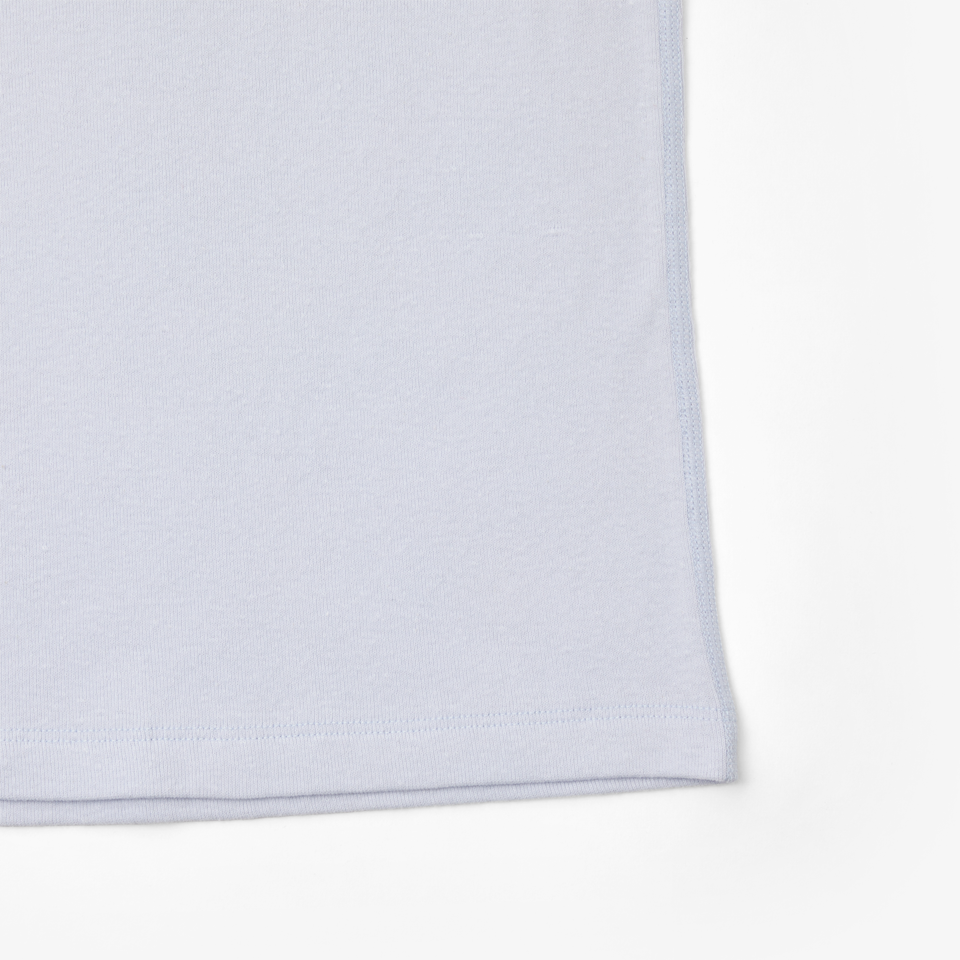 리싸이클 여성 코튼 티셔츠-Cotton 71%, Recycled Cotton 24%, Span 5% 원단으로 부드러운 터치감을 제공하는 여성용 베이직 티셔츠입니다. 리사이클 코튼 티셔츠는 Cotton 71%, Recycled Cotton 24%, Span 5% 소재로 제작된 여성용 베이직 티셔츠입니다. 부드럽고 신축성 있는 원단으로 데일리룩과 가벼운 활동에 편안하게 착용할 수 있습니다. 커스텀 제작 상품, 마플