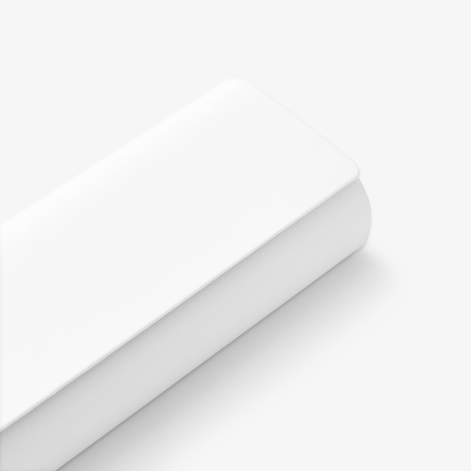 커스텀 안경 케이스-내장된 마그네틱 클로징으로 부드럽게 열고 닫을 수 있는 단단한 하드 안경 케이스예요. 슬림하고 단단한 하드 케이스로 안경을 안전하게 보호해요. 내장 마그네틱으로 부드럽게 열고 닫으며, 원하는 어떤 디자인이든 문구·일러스트·직접 그린 그림까지 자유롭게 커스텀 제작할 수 있어요. 커스텀 제작 상품, 마플