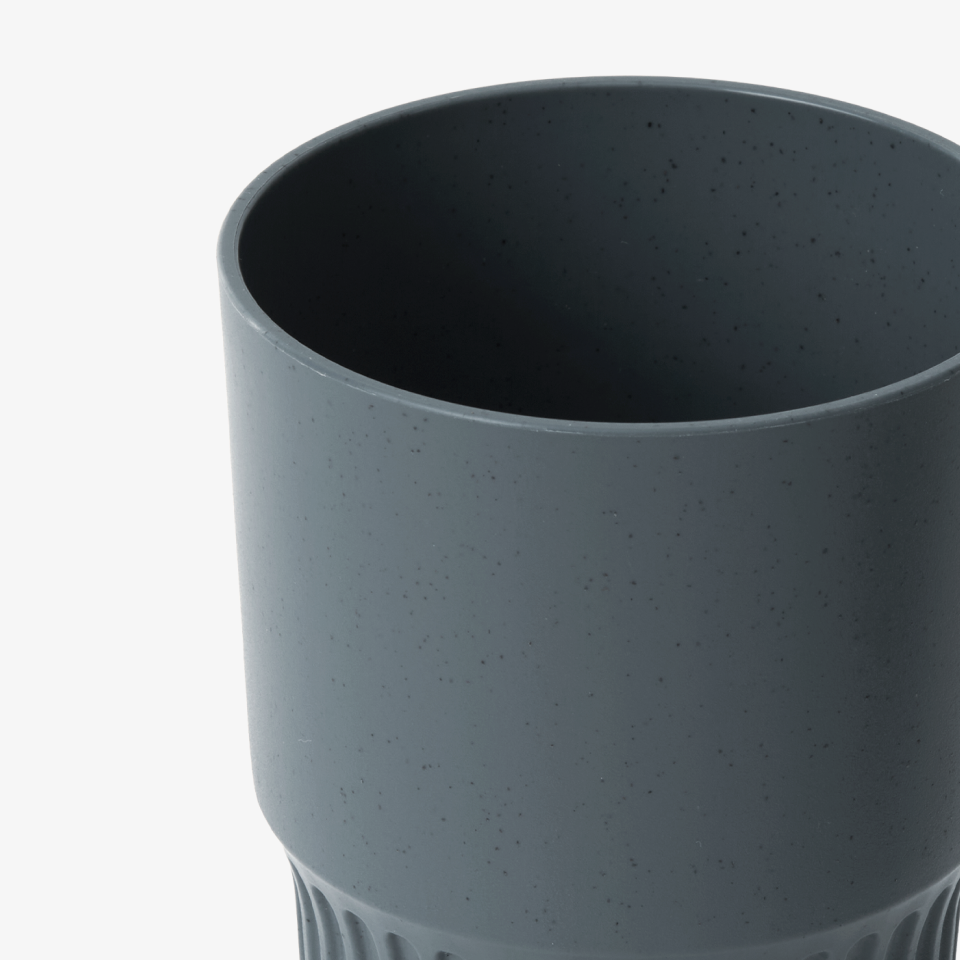 넓은 입구로 세척이 간편한 친환경 커피박 리유저블 텀블러 600ml