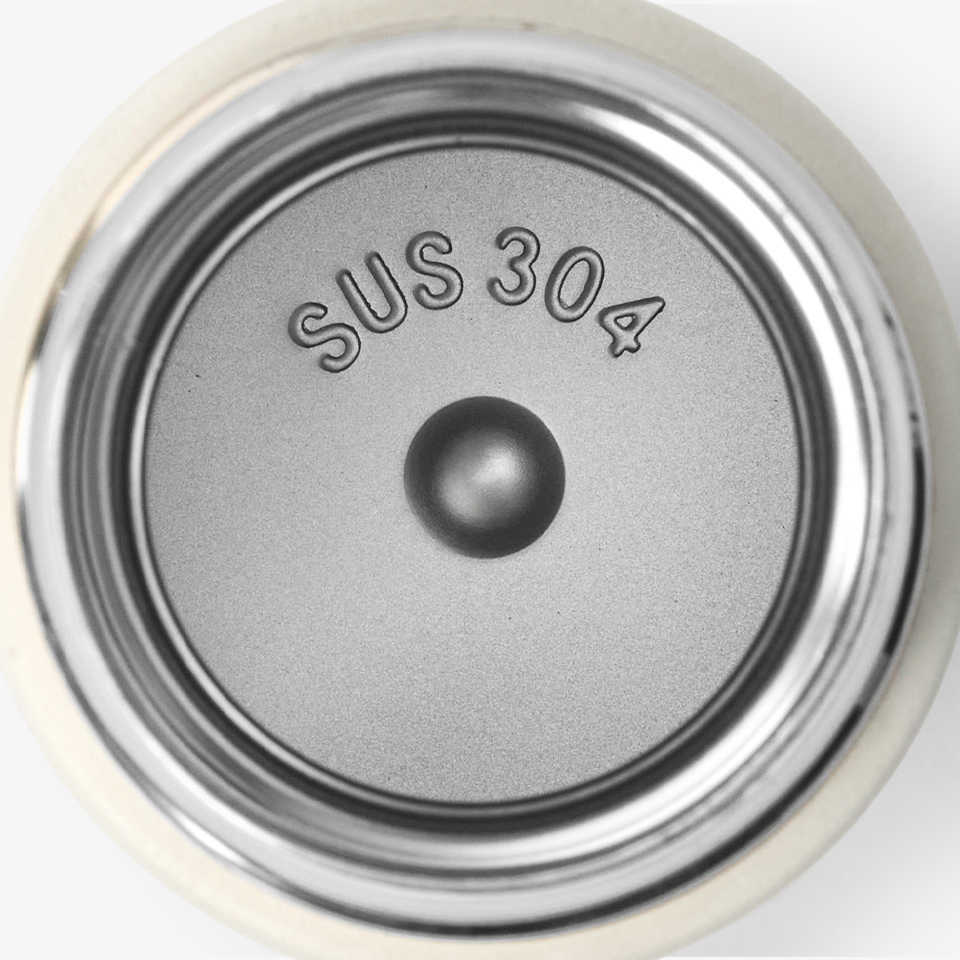 컬러 미니 텀블러 250ml-한 손에 편하게 잡히는 250ml 미니 사이즈로 가볍게 휴대하기 좋은 텀블러입니다. 한 손에 쏙 들어오는 컬러팝 미니 텀블러 250ml입니다. 가볍고 작은 미니 사이즈 바디로 휴대가 간편하며, SUS 304 스테인리스 소재로 보온 보냉에 효과적입니다. 감각적인 컬러감과 메탈릭 캡 포인트가 더해져 데일리 텀블러, 사무실 컵 커스텀 제작 상품, 마플