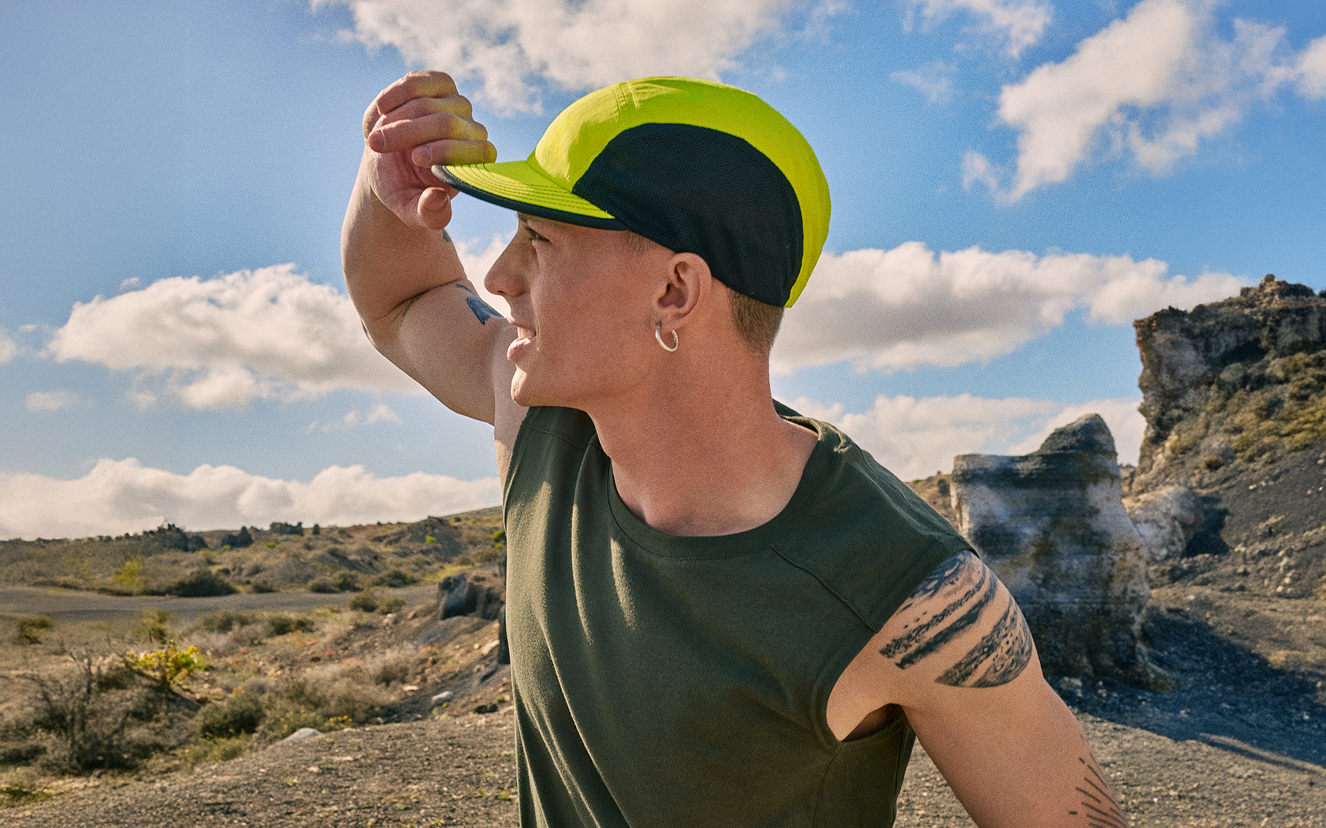 길단 Atlantis 커스텀 메시 러닝 모자, 크루 로고와 문구를 담아 팀워크와 소속감을 높이는 맞춤형 러닝 굿즈