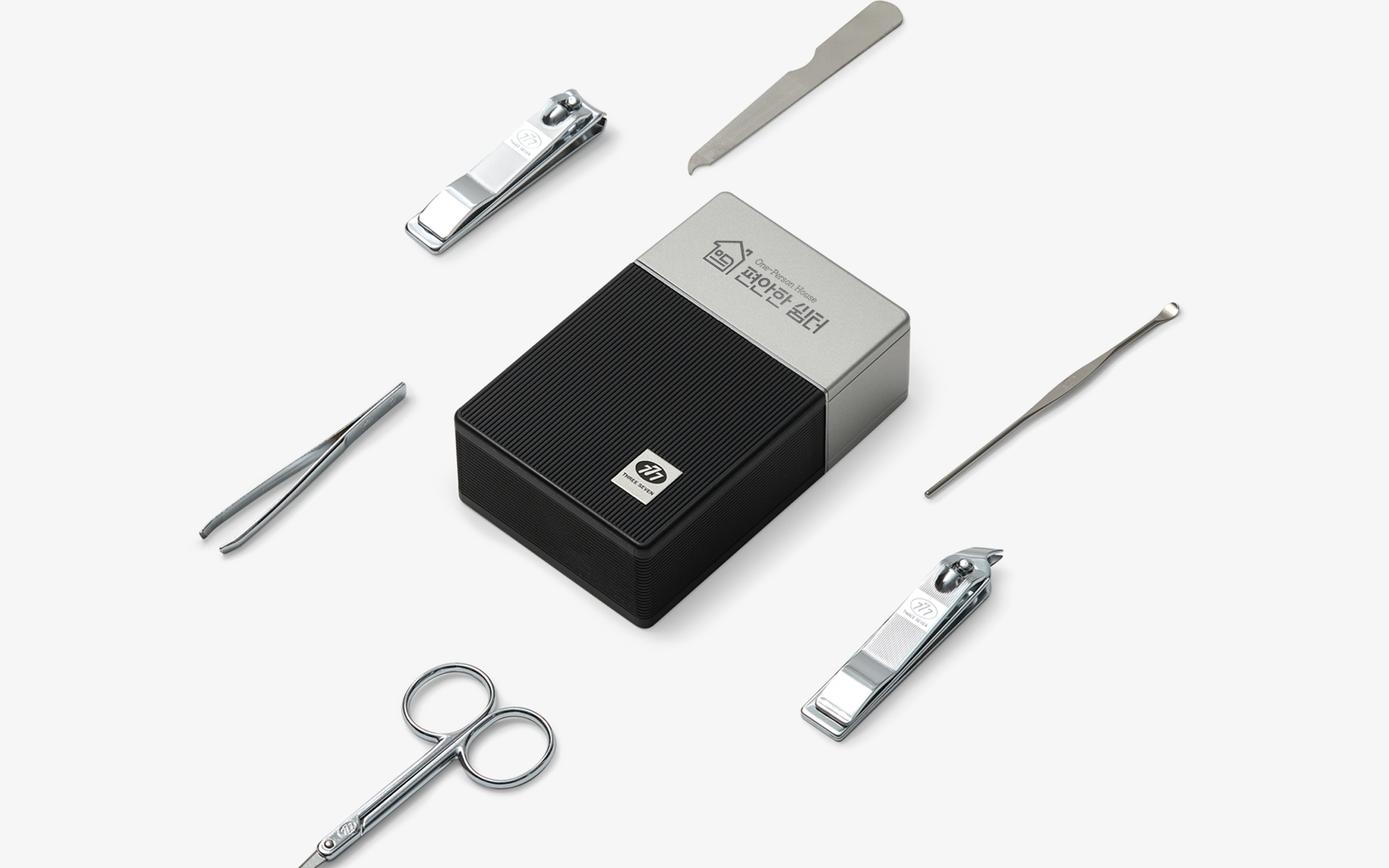 절삭력과 내구성이 뛰어난 스테인리스 소재와 컴팩트한 네일 관리 구성을 담은 손톱깎이 6종 세트