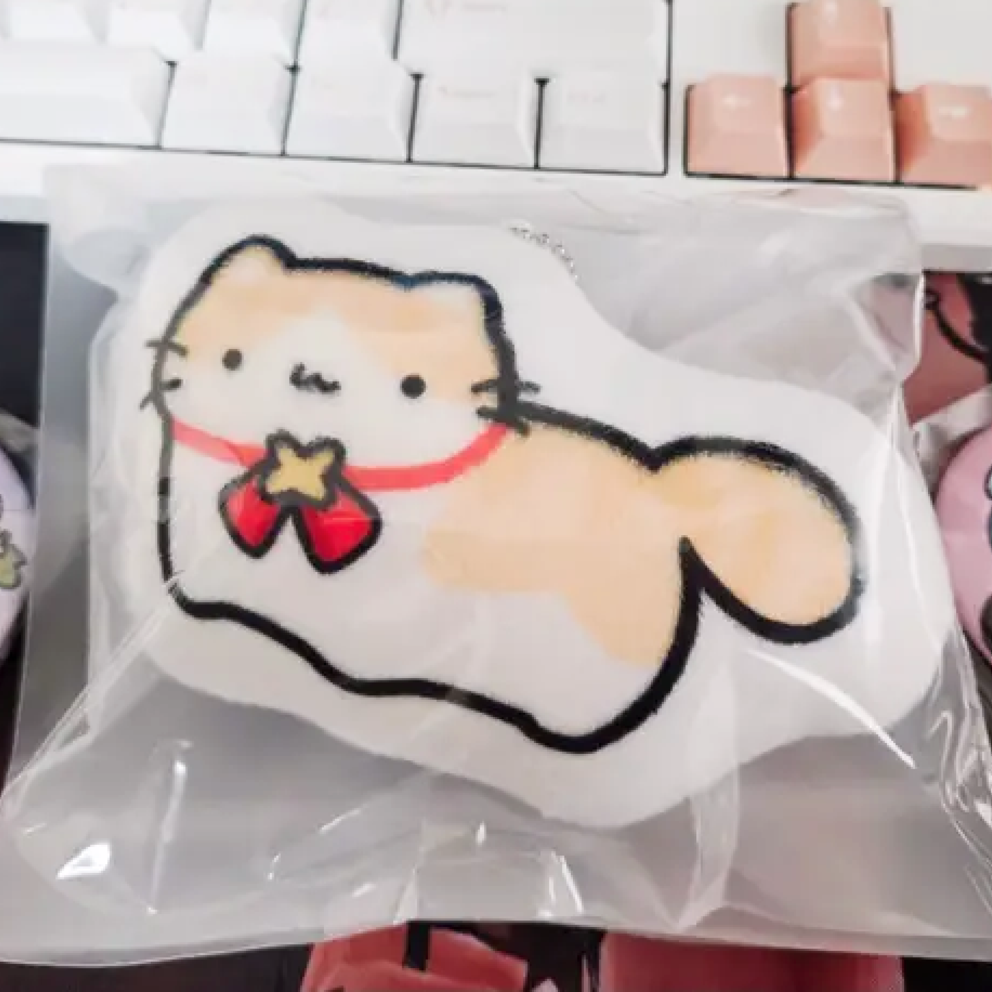 고양이 캐릭터 디자인으로 제작한 커스텀 봉제 인형 키링