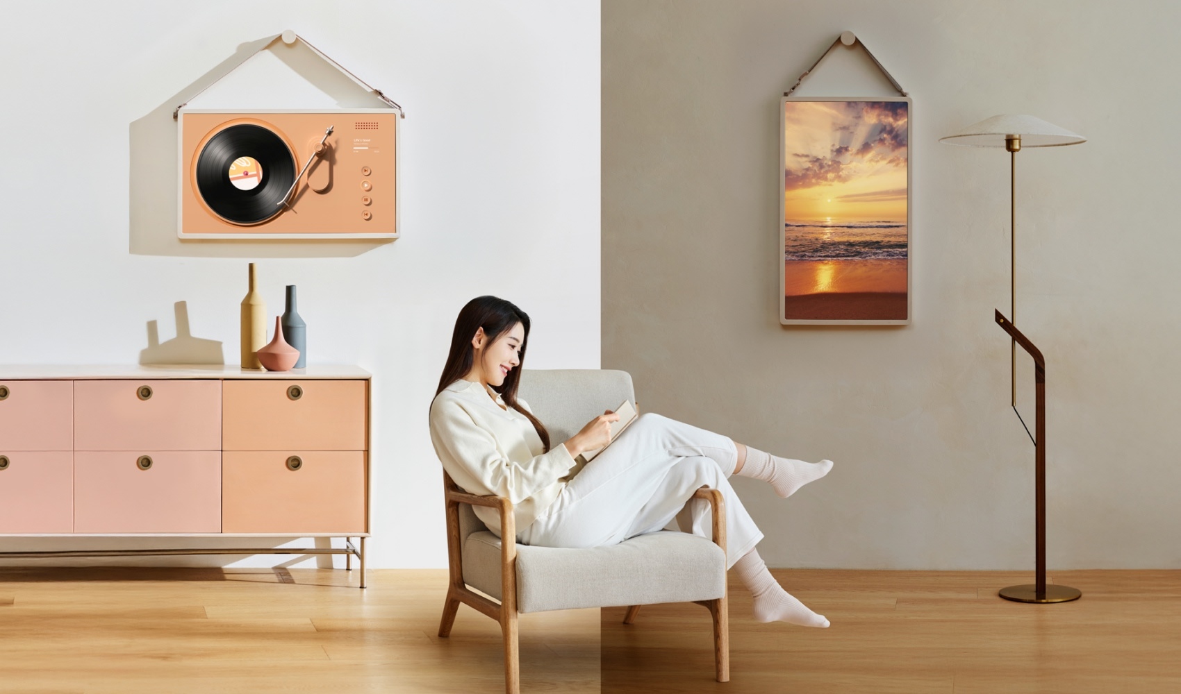 마플 LG 스탠바이미 2 커스텀 스킨 가로·세로 방향 홈 인테리어 활용 예시 이미지