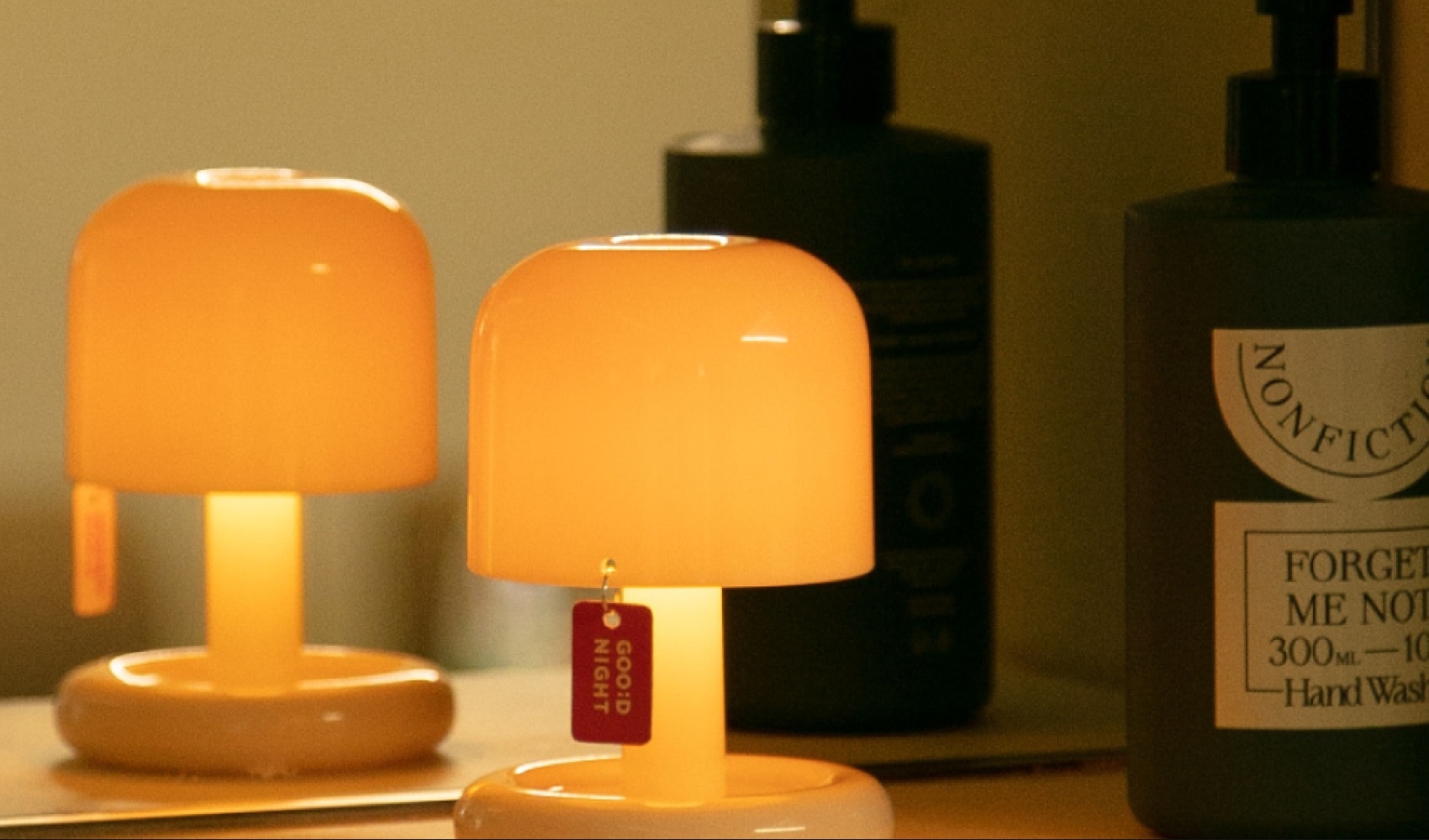 마플 무선 미니 터치 LED 무드등 – 제품 사이즈·소재·배터리·KC인증 등 기본 사양을 정리한 안내 이미지