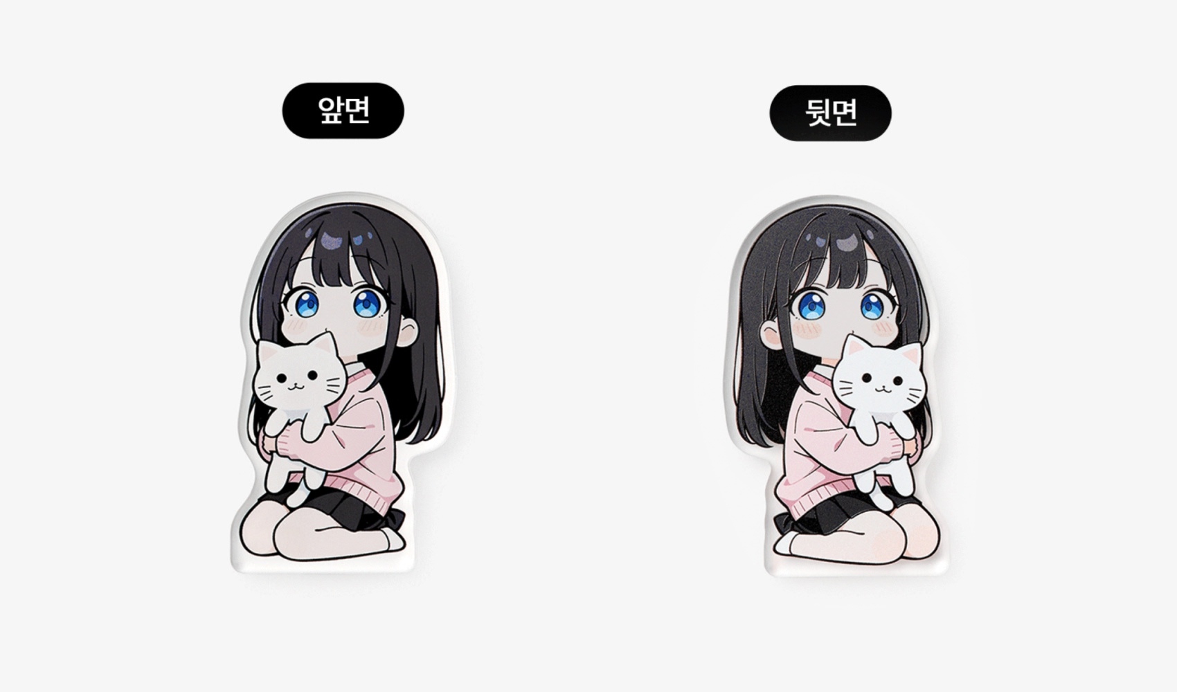 동일한 캐릭터가 뒷면에 좌우 반전되어 인쇄된 마플 코롯토의 앞뒷면 비교